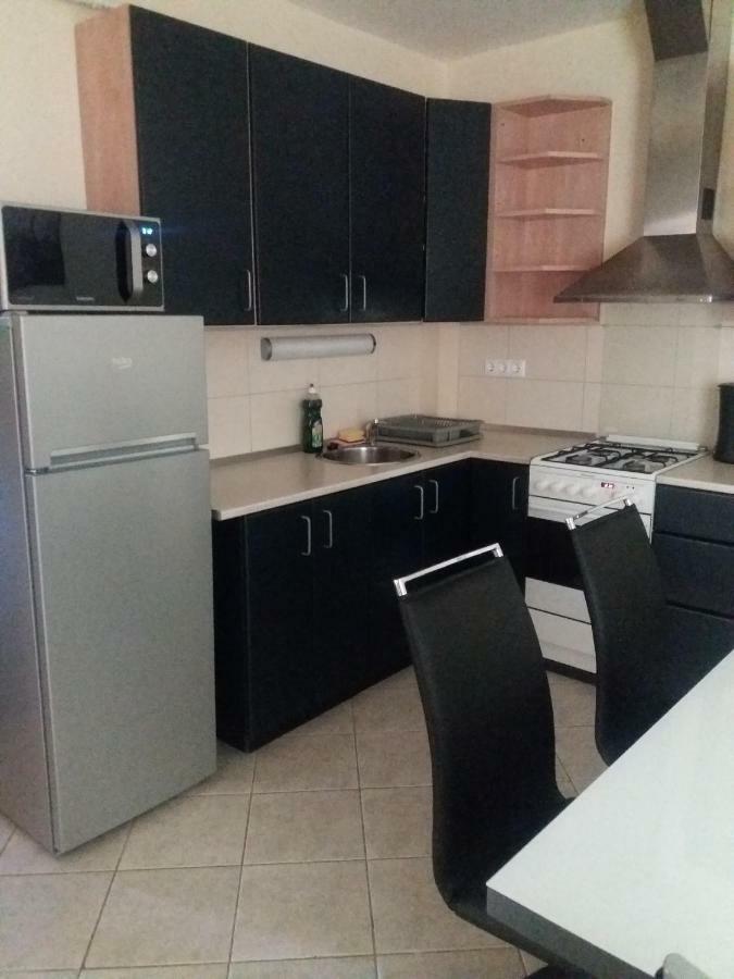 Apartamento Centrum Apartman Szeged Exterior foto