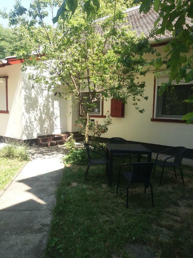 Apartamento Centrum Apartman Szeged Exterior foto